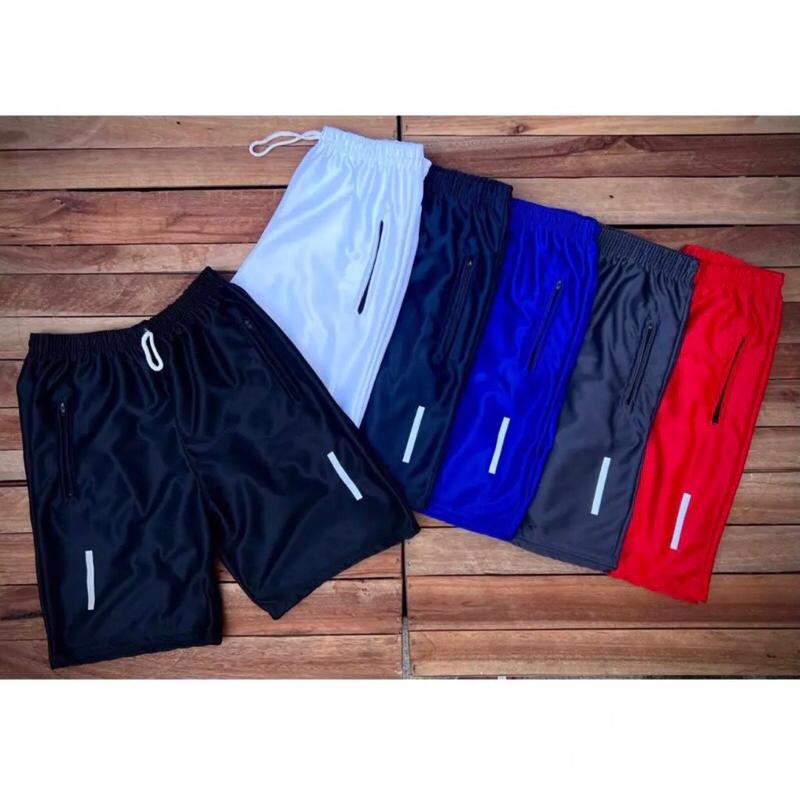 Kit com 2 Bermudas Dry Fit + 3 Pares de Meias de Brinde - AvexaKit com 2 Bermudas Dry Fit + 3 Pares de Meias de BrindeAvexa