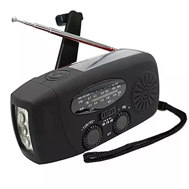Rádio Lanterna Solar de Emergência 4 em 1 com Manivela – PowerBank Portátil - AvexaRádio Lanterna Solar de Emergência 4 em 1 com Manivela – PowerBank PortátilAvexa